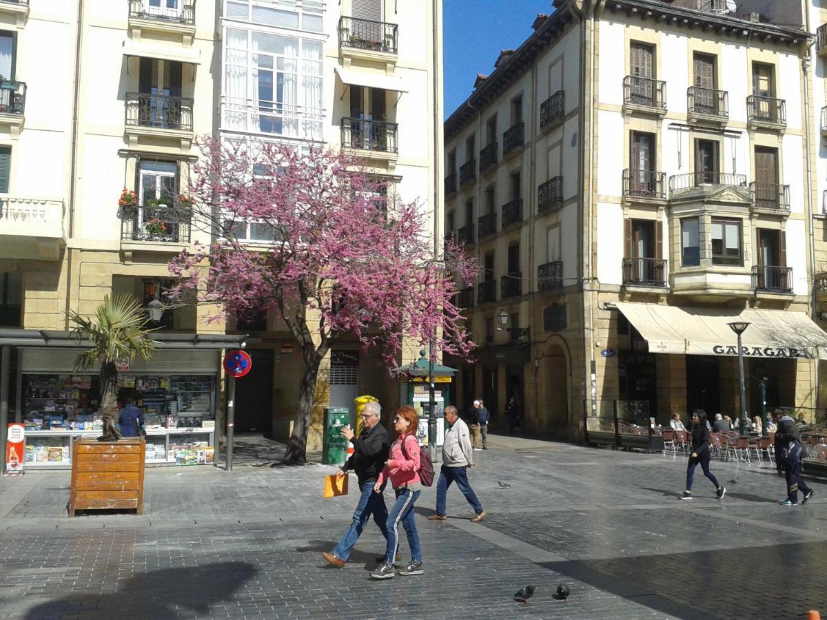 Apartamento El Reloj San Sebastian Bagian luar foto